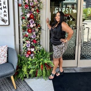 Meet your Posher, Laquail